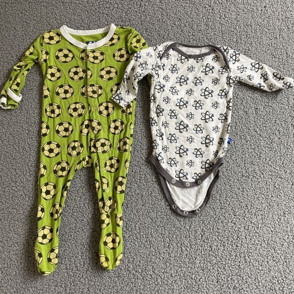 Kickee Pants Sleeper Pajamas + Bodysuit Size 3-6 Months Bamboo Soccer‎ Ball - Picture 1 of 7